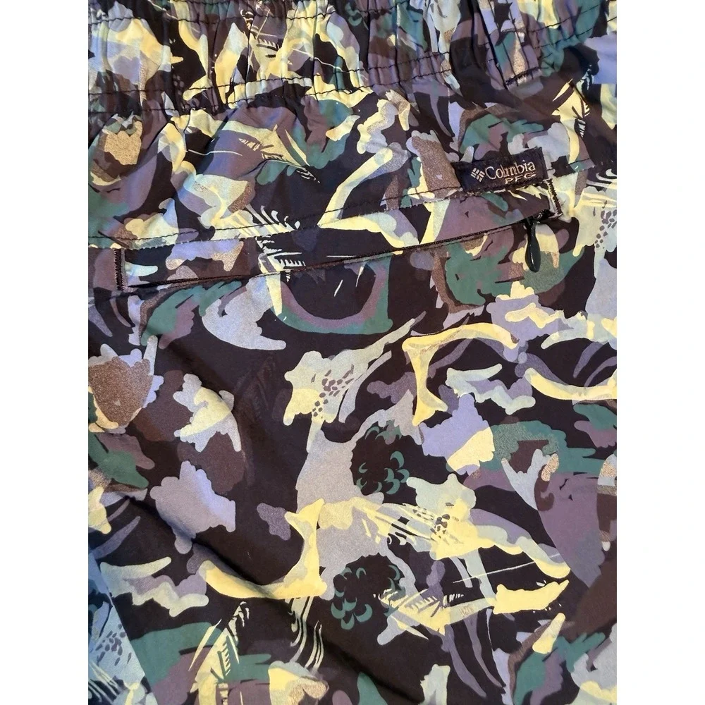 Columbia Men's PFG Multi Color Blues Swim/water Shorts Size XXL